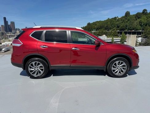 Used 2015 Nissan Rogue SL w/ SL Premium Package AWD/4WD image 2