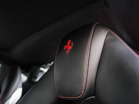 Used 2020 Ferrari F8 Tributo image 39