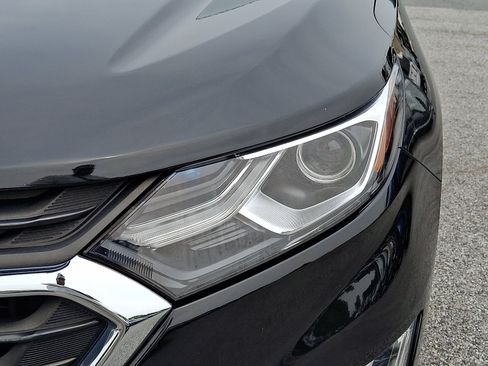 Used 2020 Chevrolet Equinox LS w/ LS Convenience Package AWD/4WD image 10