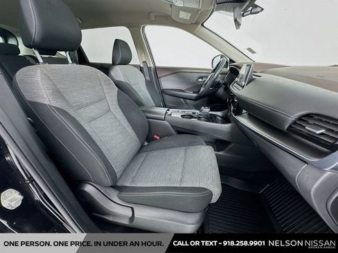 Certified 2021 Nissan Rogue SV FWD image 26