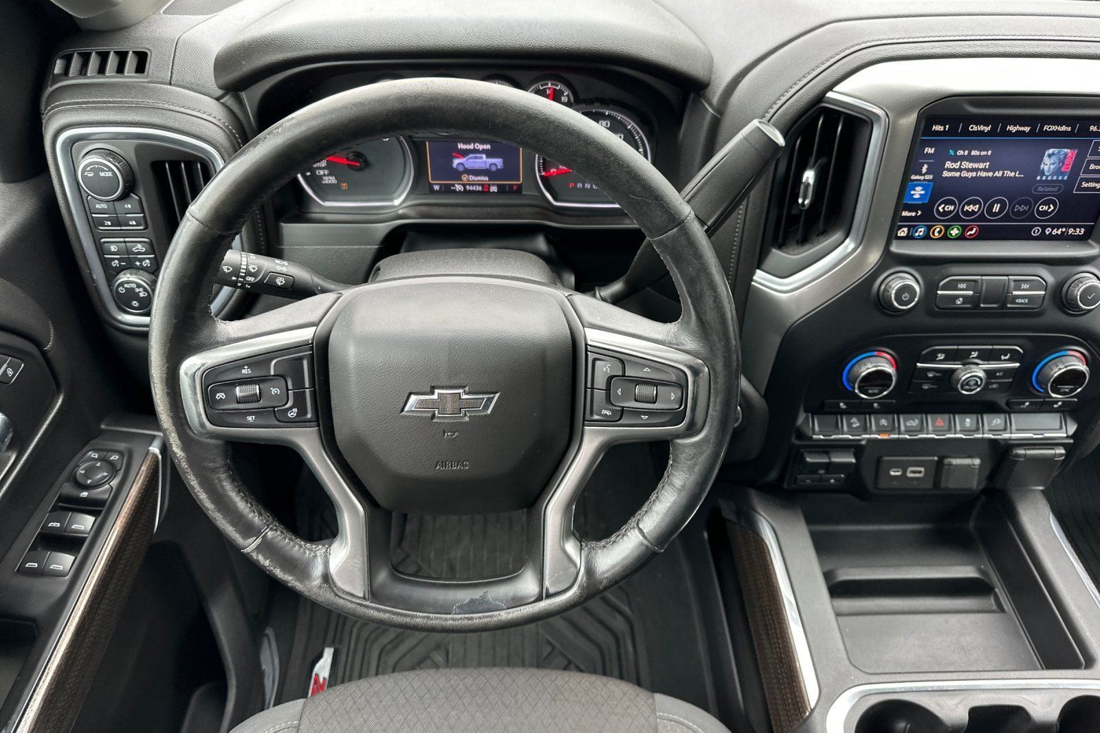 Used 2020 Chevrolet Silverado 1500 RST AWD/4WD image 16