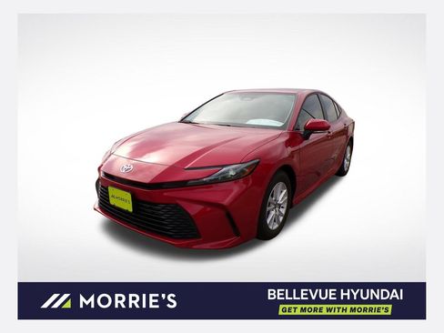 Used 2025 Toyota Camry LE FWD image 1
