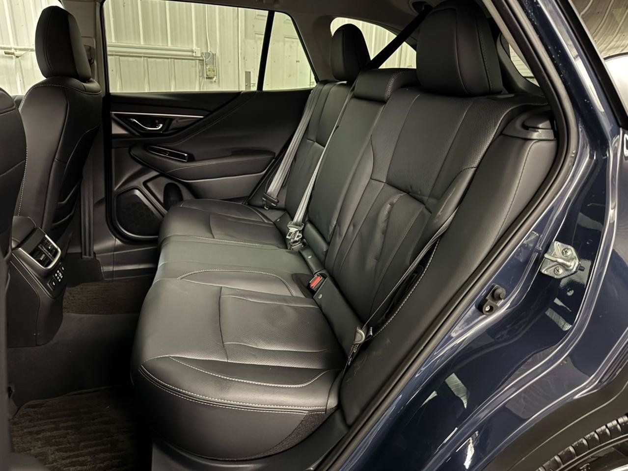 Used 2024 Subaru Outback Limited AWD/4WD image 8