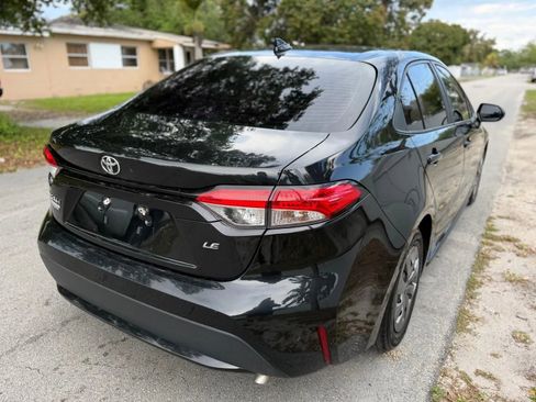 Used 2020 Toyota Corolla LE image 4