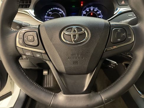 Used 2014 Toyota Avalon Limited image 11