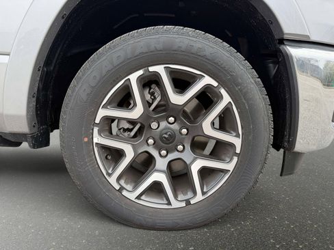 Used 2026 RAM 1500 Laramie image 8