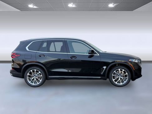 Used 2026 BMW X5 xDrive40i AWD/4WD image 7