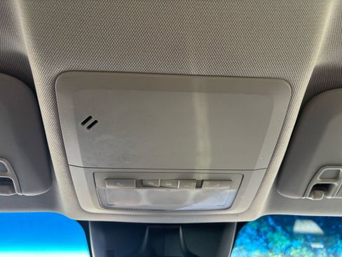 Used 2013 Chevrolet Cruze LT image 25