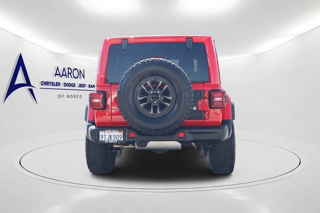 Used 2025 Jeep Wrangler Unlimited Rubicon 392 AWD/4WD image 5