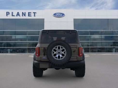 New 2025 Ford Bronco Badlands image 6