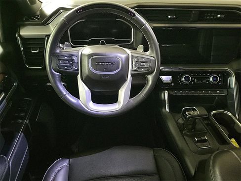 Certified 2023 GMC Sierra 1500 Denali w/ Technology Package image 15
