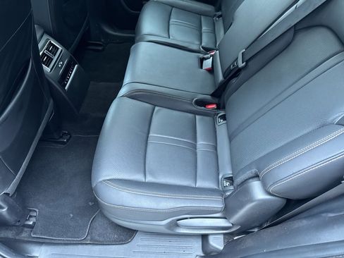 Used 2025 MAZDA CX-70 3.3 Turbo w/ Preferred Package image 14