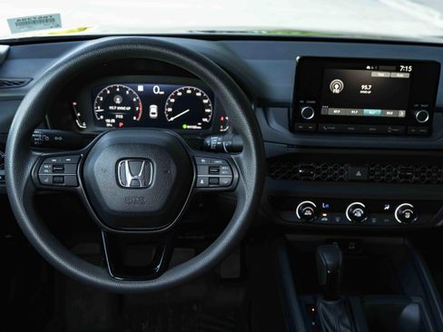 Used 2025 Honda Accord LX image 19