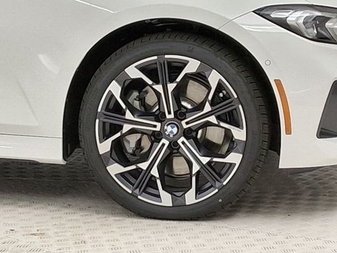 New 2026 BMW 330i xDrive Sedan w/ Convenience Package AWD/4WD image 10