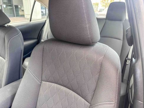 Certified 2025 Toyota Corolla LE image 24