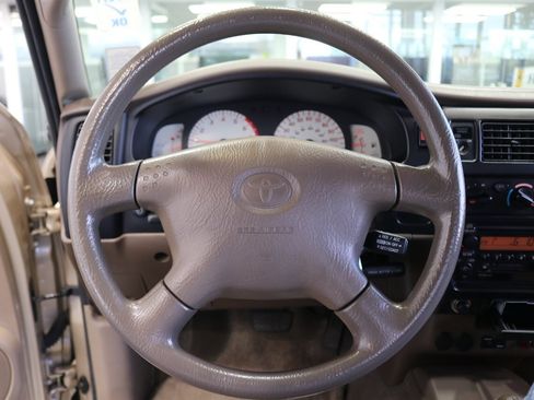 Used 2004 Toyota Tacoma 4x4 Xtracab V6 image 81