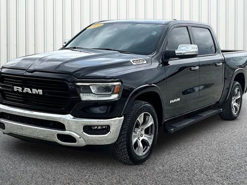 Used 2022 RAM 1500 Laramie AWD/4WD image 2