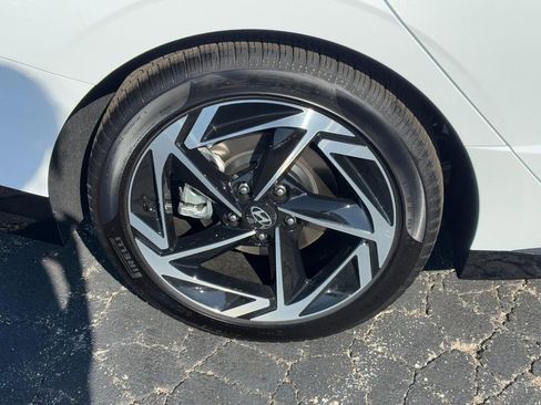 Used 2026 Hyundai Sonata SEL FWD image 4