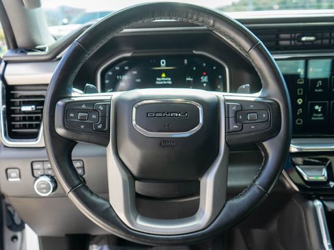 Used 2024 GMC Sierra 1500 Denali w/ Denali Reserve Package AWD/4WD image 17