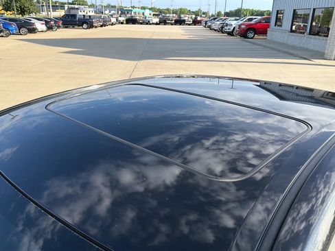 Used 2016 Toyota Corolla S FWD image 29