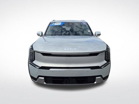 Used 2026 Kia EV9 Land AWD/4WD image 8