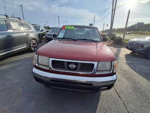 Used 2000 Nissan Frontier XE RWD image 8