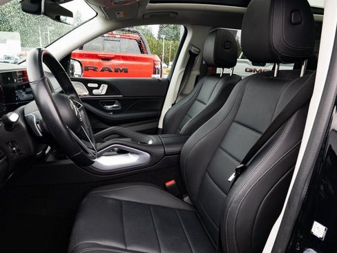 Used 2024 Mercedes-Benz GLS 450 4MATIC image 22