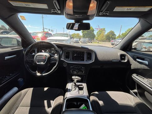 Used 2020 Dodge Charger SXT AWD/4WD image 21