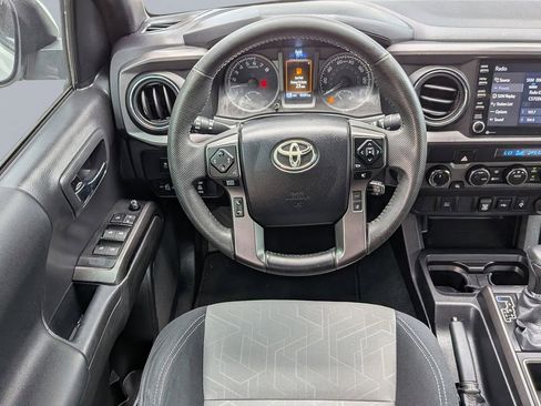 Used 2023 Toyota Tacoma TRD Off-Road AWD/4WD image 15