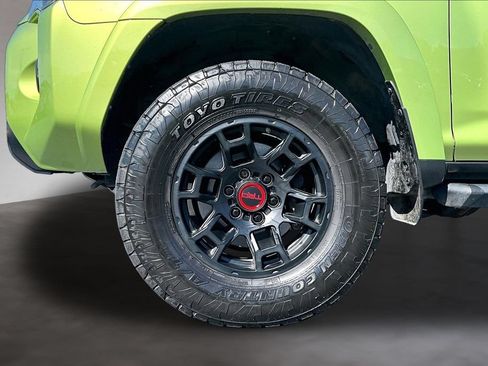 Used 2022 Toyota 4Runner TRD Pro AWD/4WD image 9