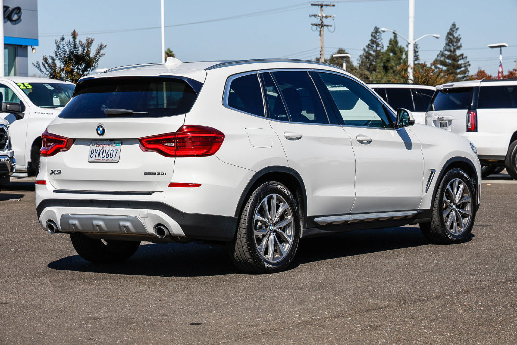 Used 2019 BMW X3 sDrive30i w/ Convenience Package RWD image 4