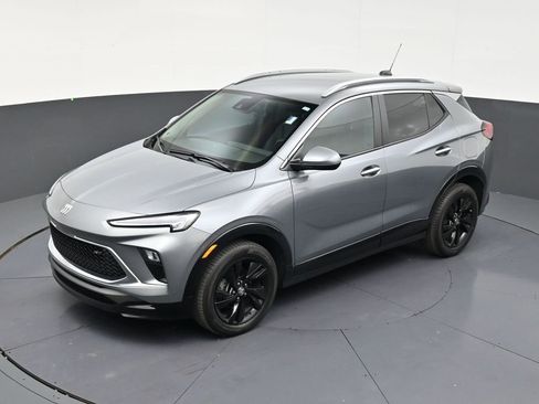 Used 2024 Buick Encore GX Sport Touring FWD image 12