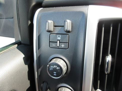 Used 2018 GMC Sierra 1500 SLT AWD/4WD image 22