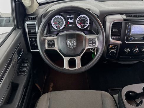 Used 2021 RAM 1500 Classic SLT RWD image 16