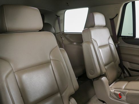 Used 2020 GMC Yukon SLT w/ Premium Edition RWD image 33