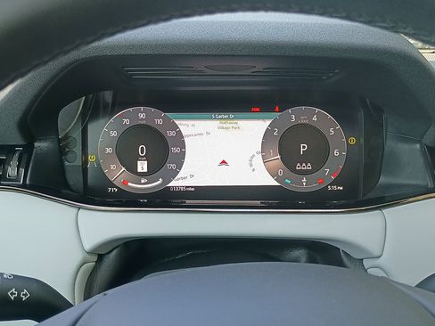 Used 2024 Land Rover Range Rover Evoque Dynamic SE AWD/4WD image 19