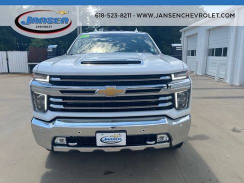 Used 2021 Chevrolet Silverado 2500 High Country AWD/4WD image 2