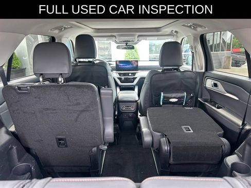 Used 2025 Ford Explorer Active w/ Active Comfort Package AWD/4WD image 6