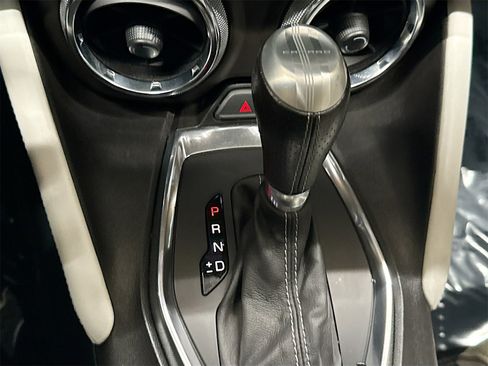 Used 2016 Chevrolet Camaro SS image 17