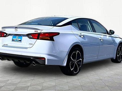 Used 2023 Nissan Altima 2.5 SR image 6