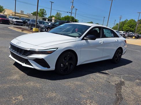 New 2026 Hyundai Elantra Sport FWD image 3