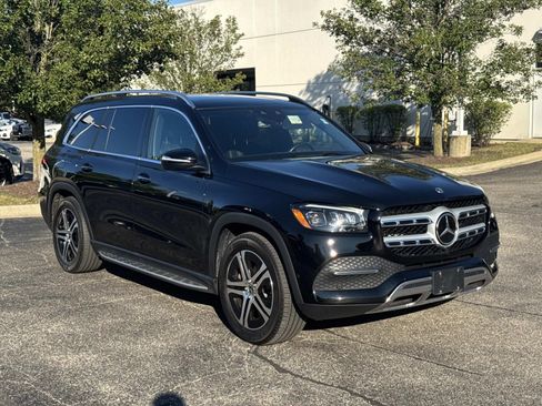 Used 2022 Mercedes-Benz GLS 450 4MATIC image 3