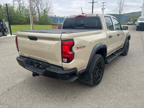 Used 2024 Chevrolet Colorado Trail Boss w/ Advanced Trailering Package AWD/4WD image 3