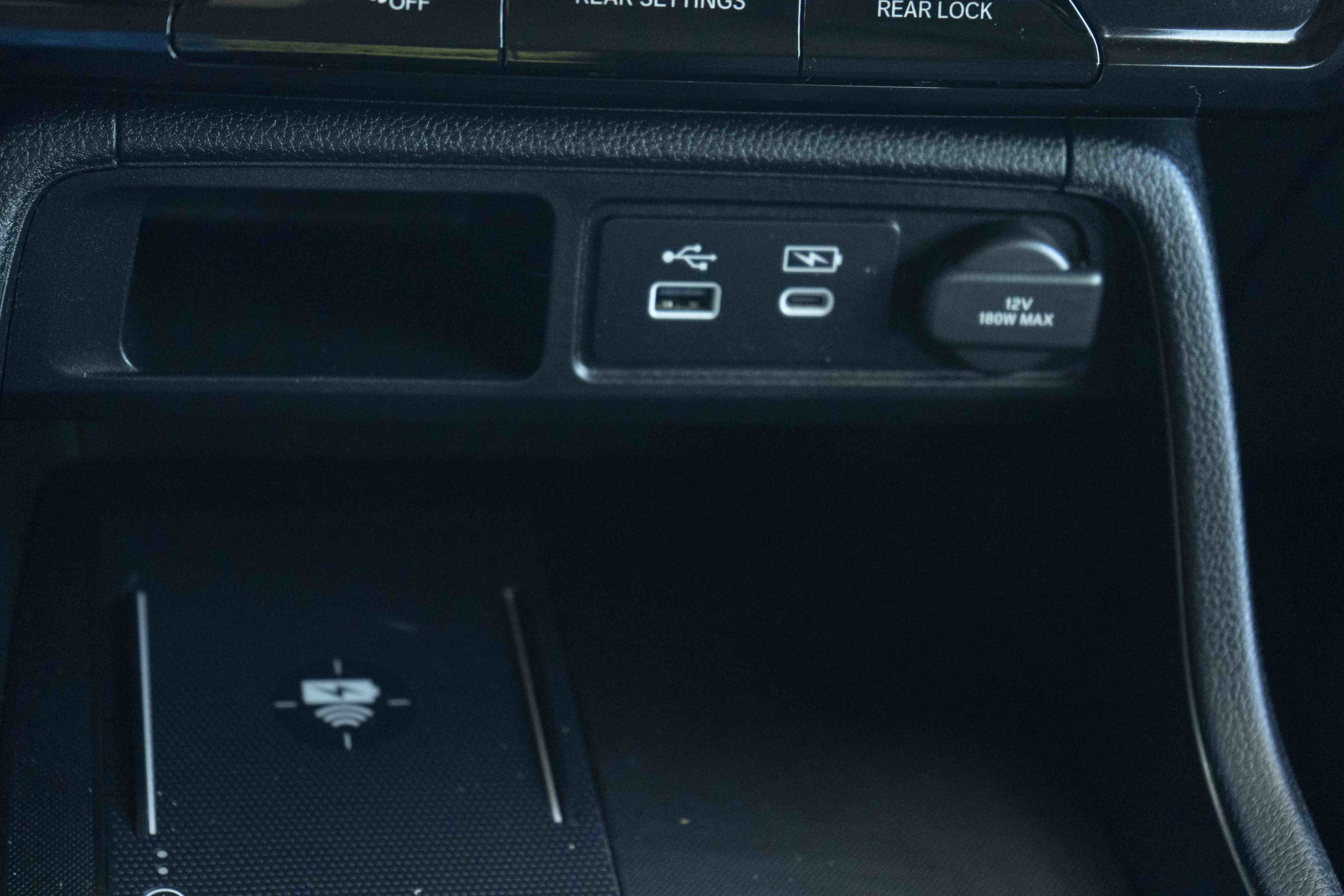 Used 2025 Honda Pilot Elite image 32