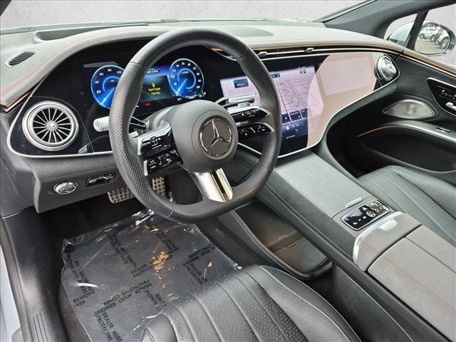 Certified 2024 Mercedes-Benz EQS 580 4MATIC Sedan image 9