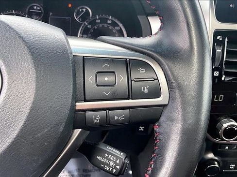 Used 2023 Lexus GX 460 Premium w/ Premium Package image 21