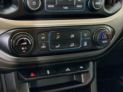 Used 2018 GMC Canyon SLE w/ SLE Convenience Package AWD/4WD image 16