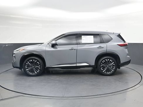 Certified 2024 Nissan Rogue Platinum w/ Platinum Premium Package AWD/4WD image 12