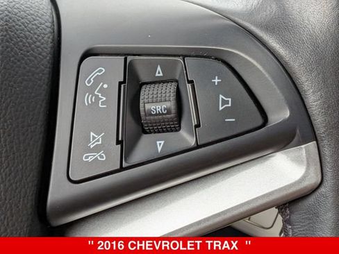 Used 2016 Chevrolet Trax LT w/ LT Sun and Sound Package AWD/4WD image 21