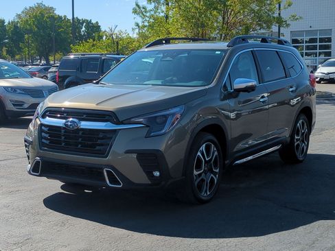 Used 2023 Subaru Ascent Touring AWD/4WD image 11